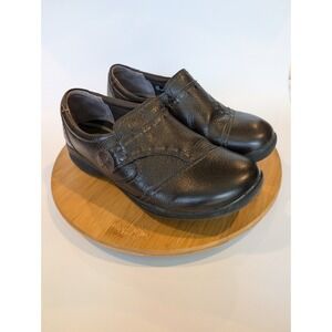 Clarks Women's In Motion Camp Brown Leather Slip On Shoes, Size 8½W